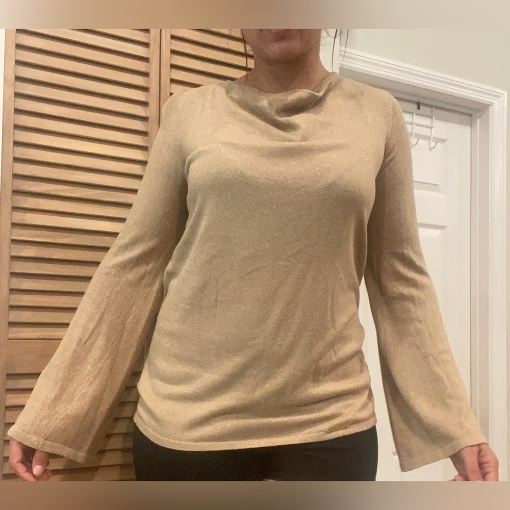 🐰Michael Kors gold scoop neck sweater